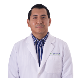 Dr. Irving Dolores García